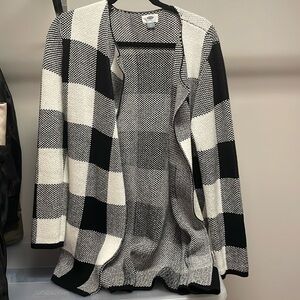 Old Navy black and white checkered cardigan